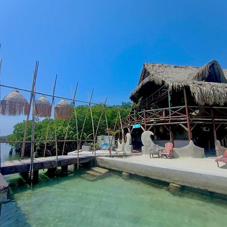 El Arca Hotel Tintipan Island Екстериор снимка
