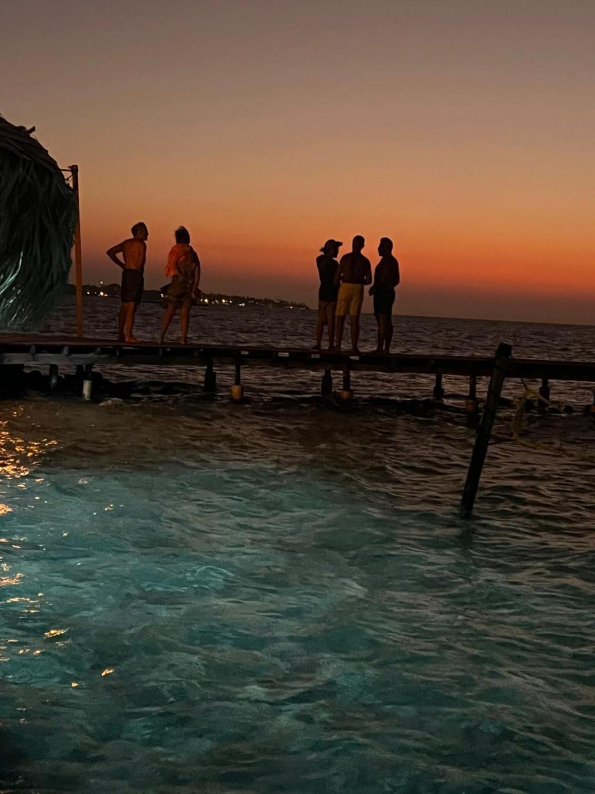 El Arca Hotel Tintipan Island Екстериор снимка