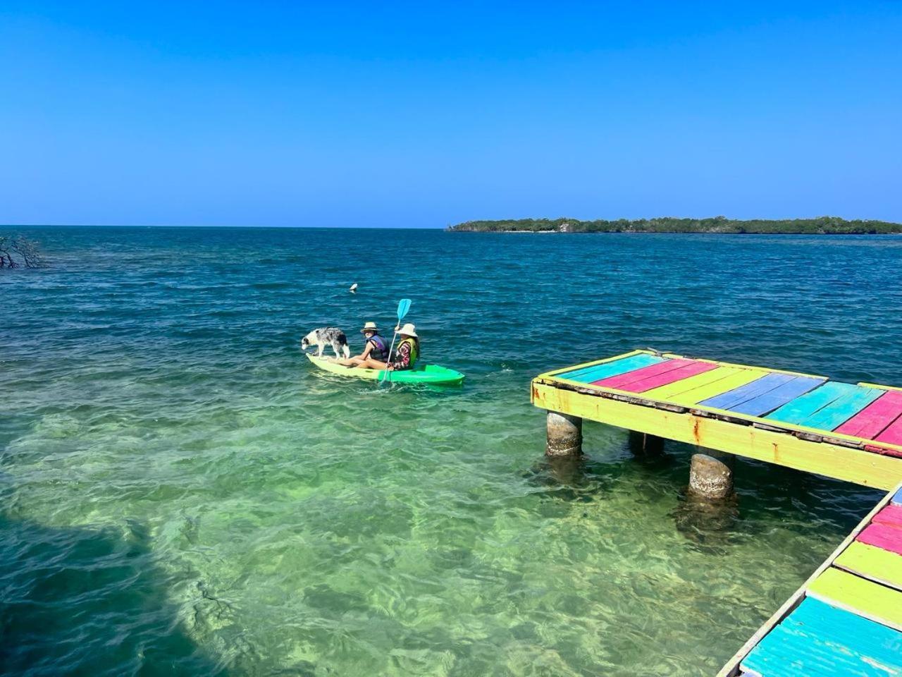 El Arca Hotel Tintipan Island Екстериор снимка