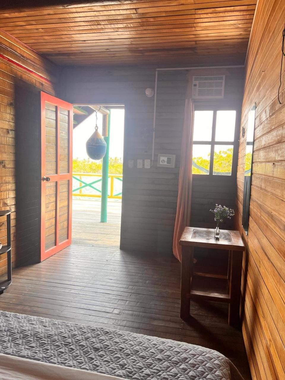 El Arca Hotel Tintipan Island Екстериор снимка
