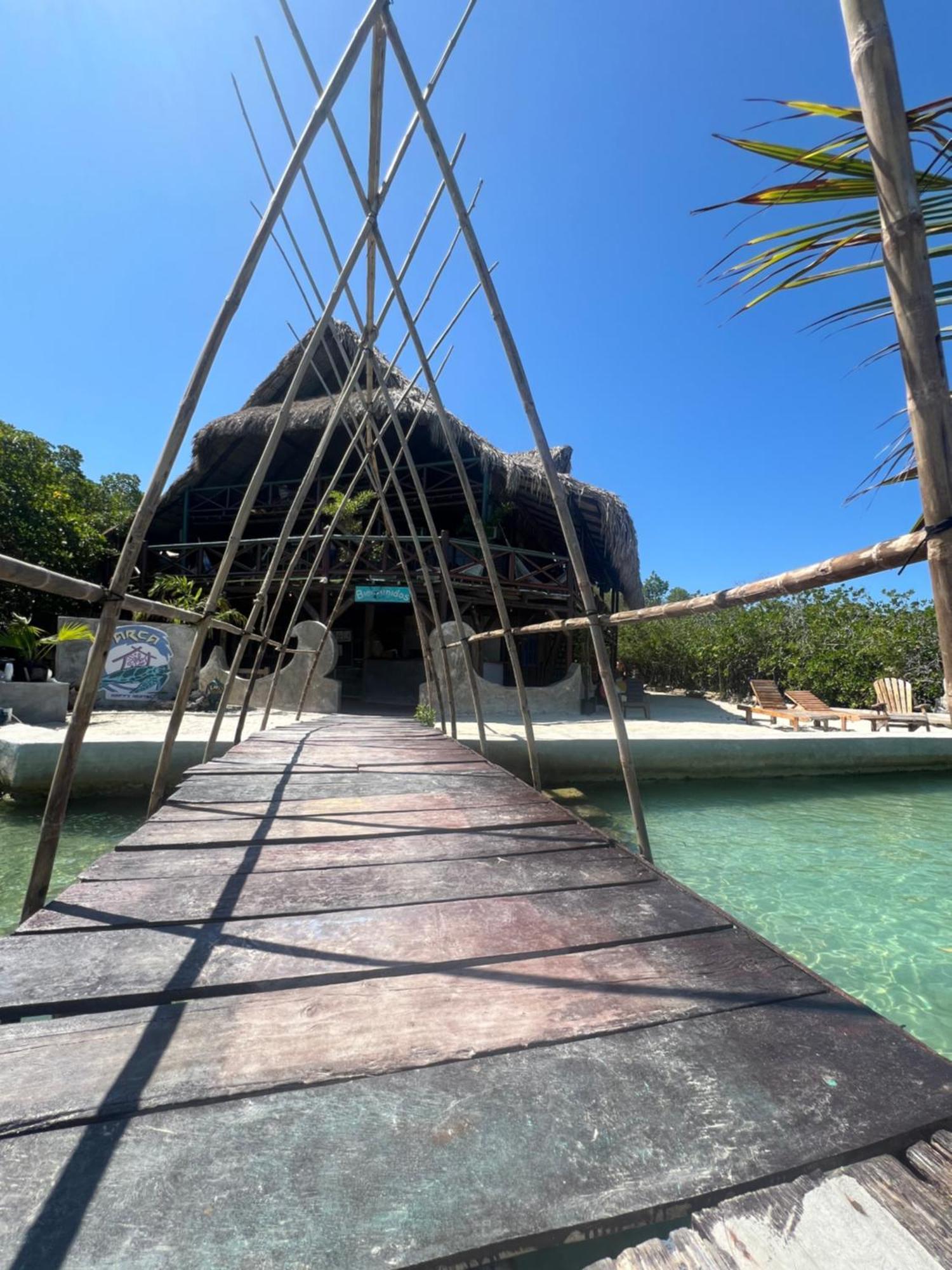 El Arca Hotel Tintipan Island Екстериор снимка