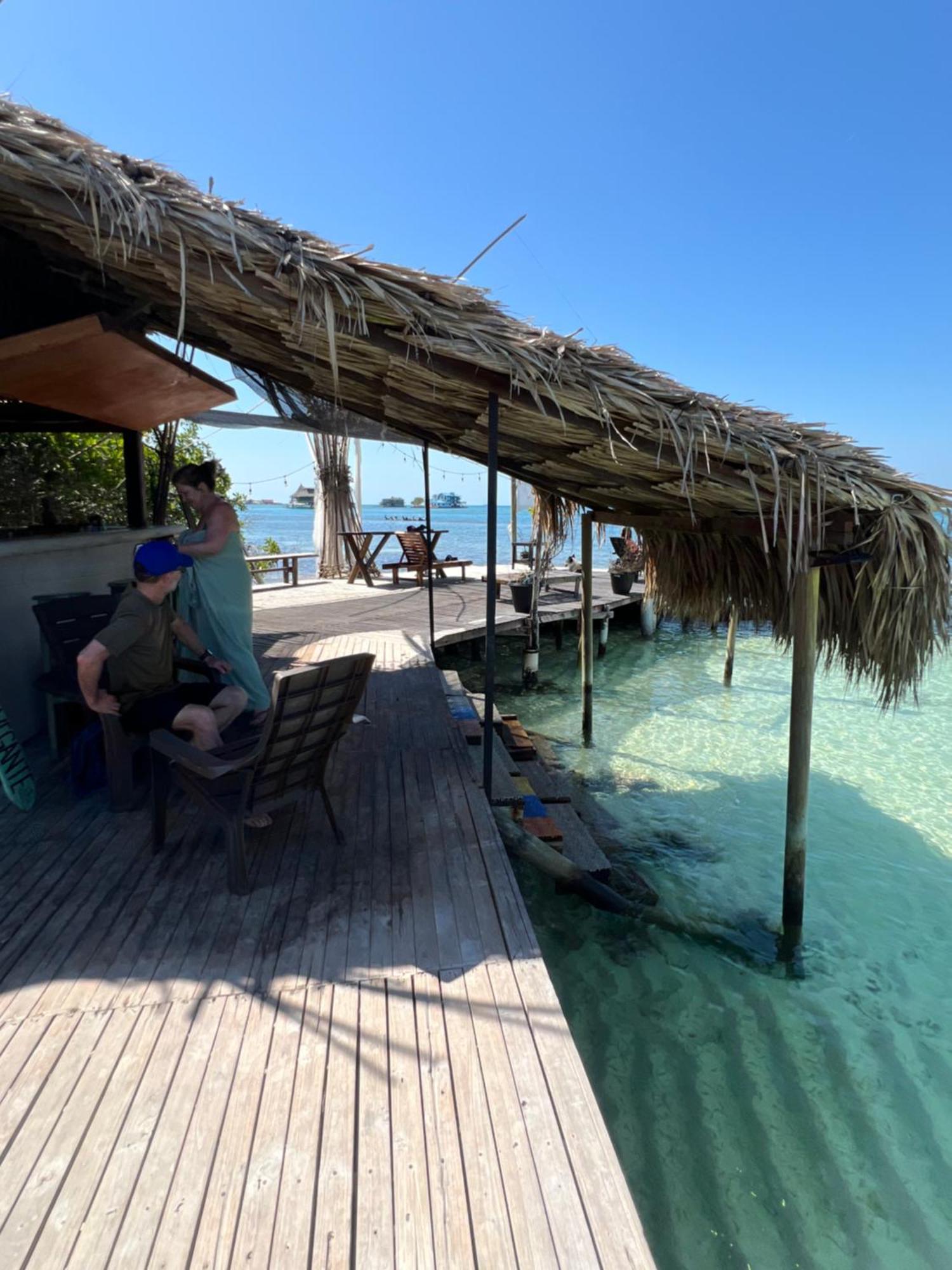 El Arca Hotel Tintipan Island Екстериор снимка